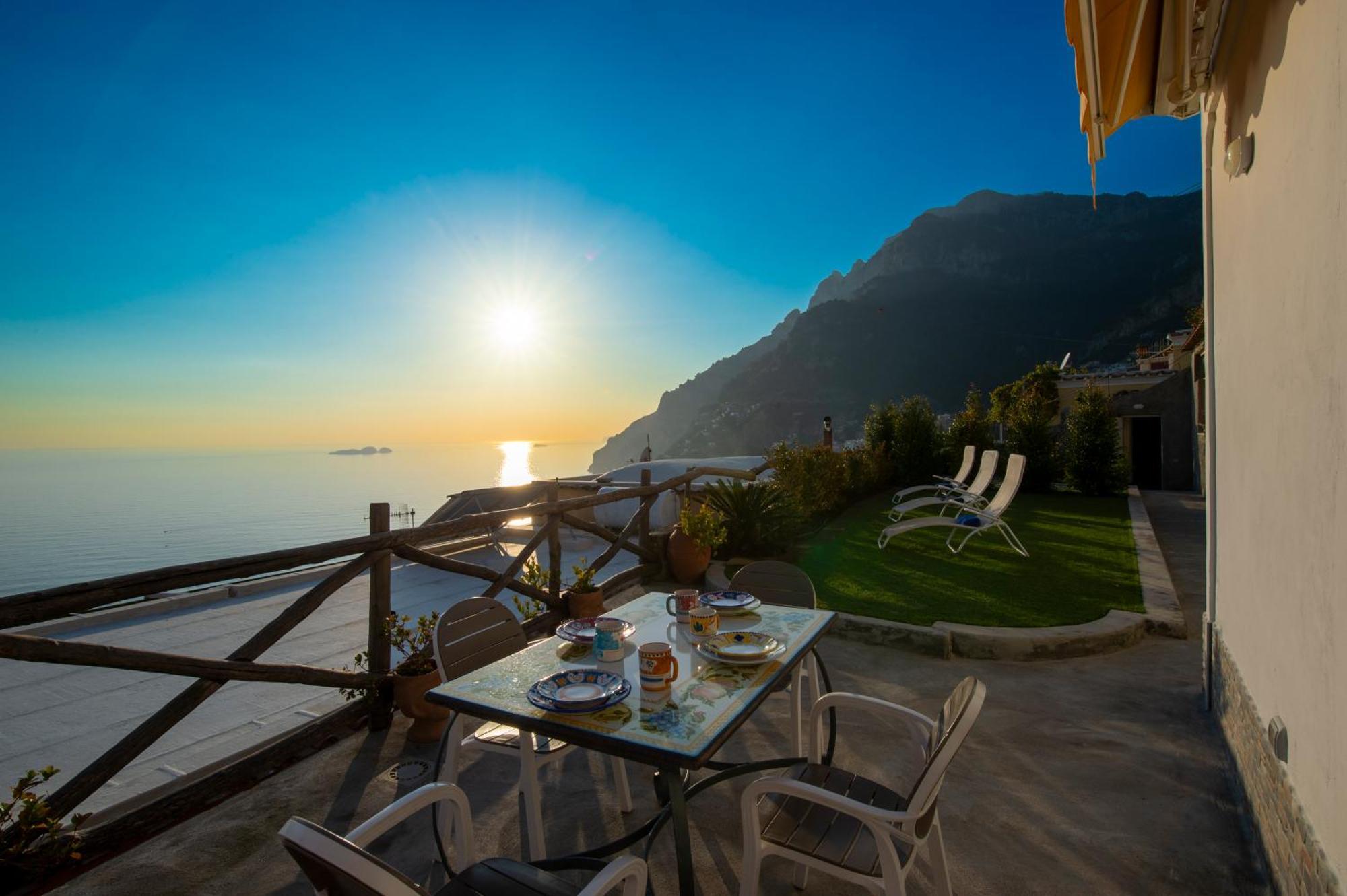 Aria Di Mare,Near Elevator, Few Steps, Parking, Garden Lägenhet Positano Exteriör bild