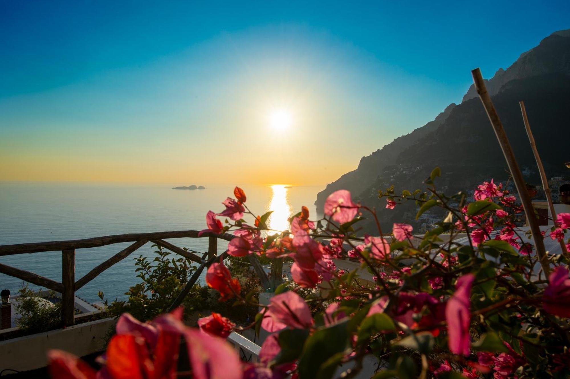 Aria Di Mare,Near Elevator, Few Steps, Parking, Garden Lägenhet Positano Exteriör bild